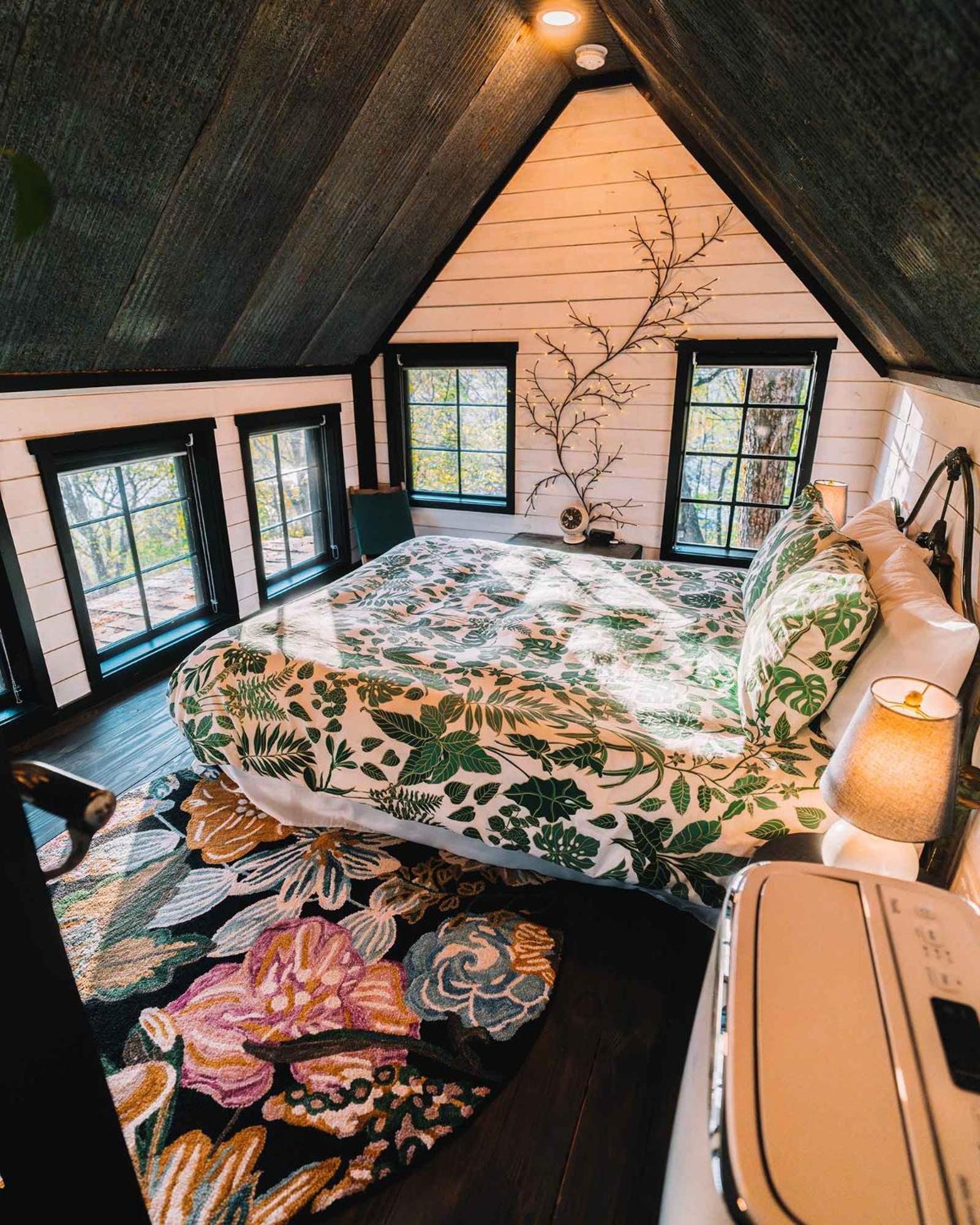 Treetop Hideaways: Wood Lily Treehouse In 채터누가 외부 사진